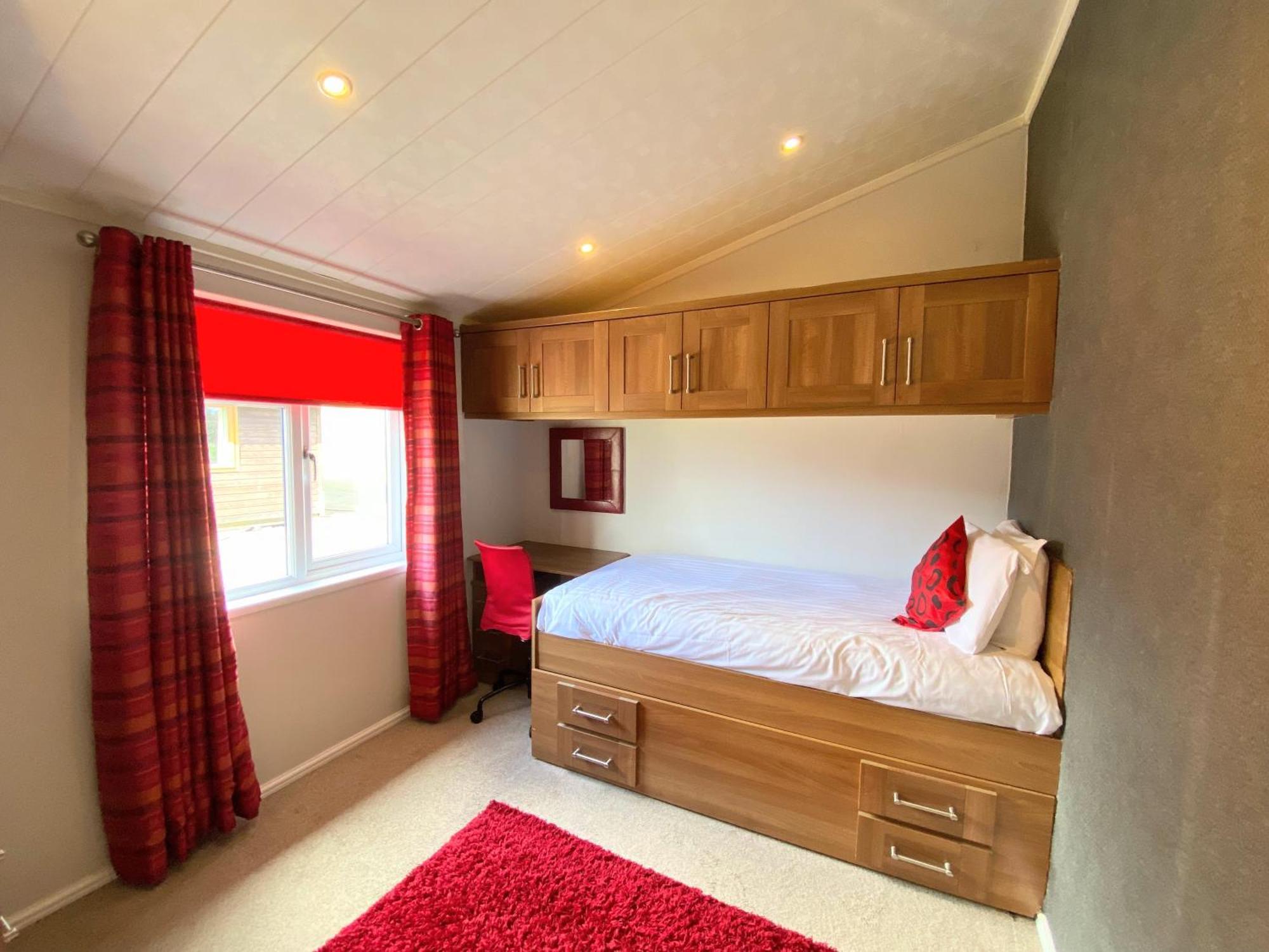 Kelty Benarty 11 With Private Hot Tub - Fife - Loch Leven - Lomond Hills - Pet Friendly 빌라 외부 사진