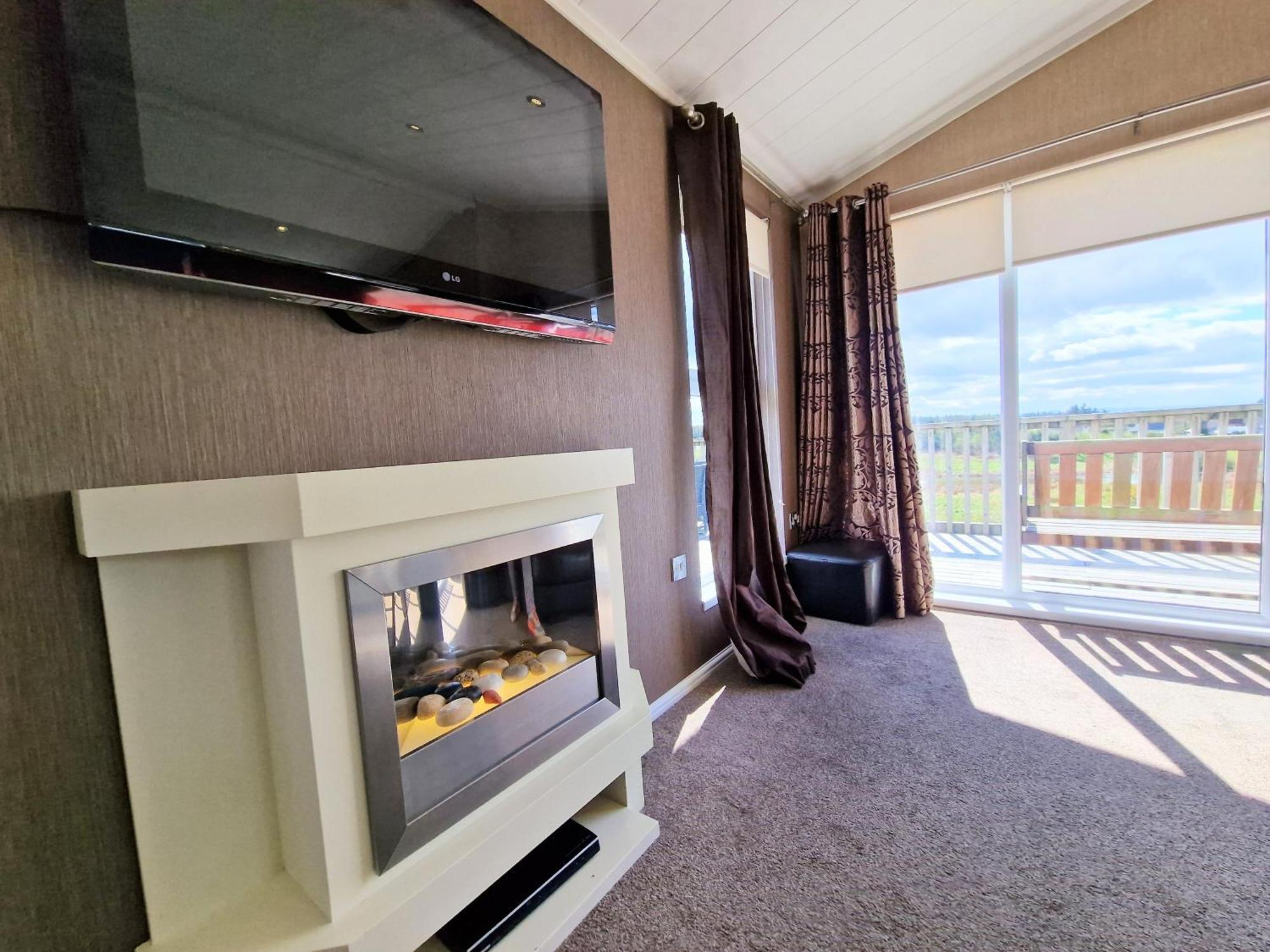 Kelty Benarty 11 With Private Hot Tub - Fife - Loch Leven - Lomond Hills - Pet Friendly 빌라 외부 사진