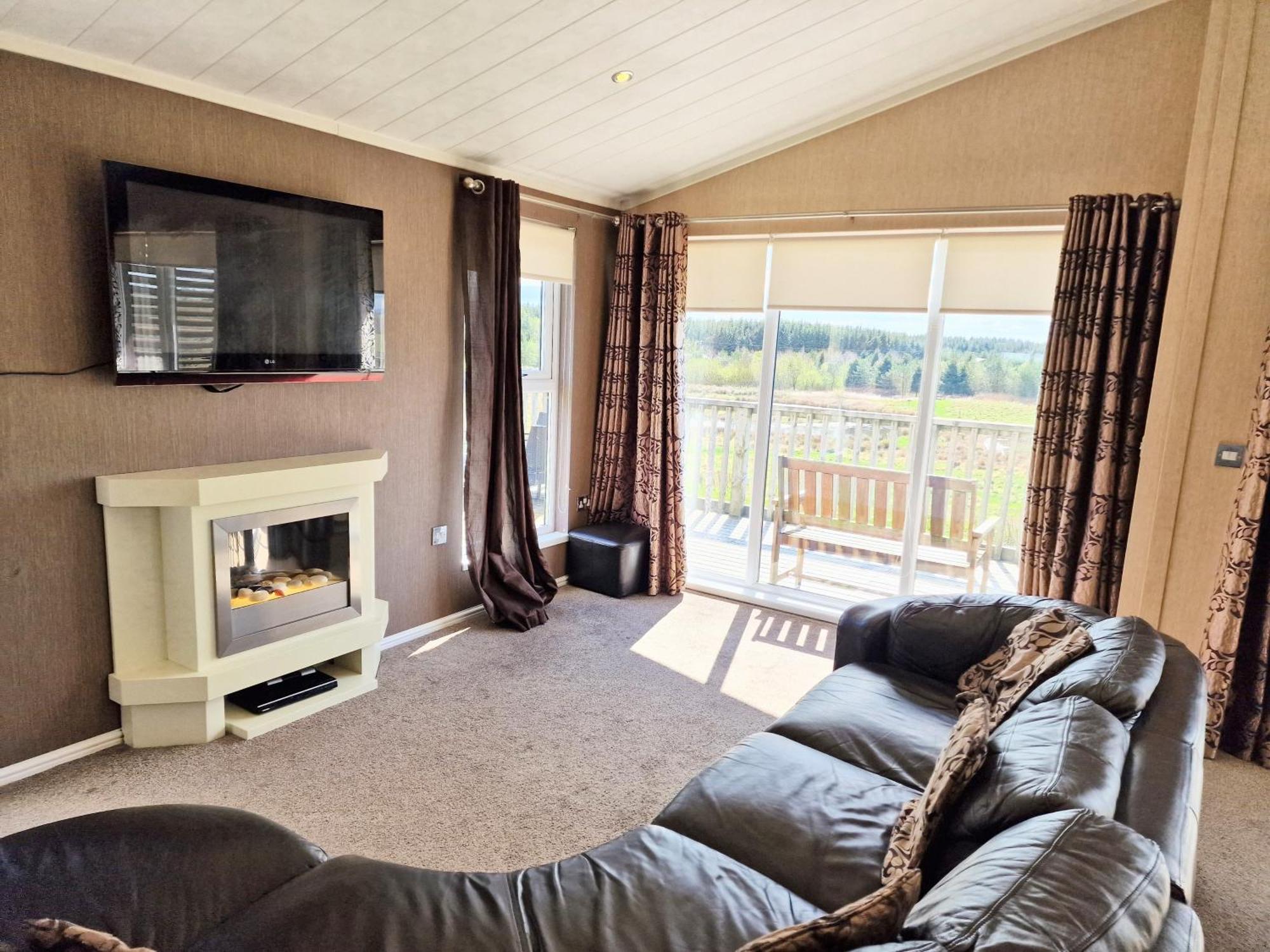 Kelty Benarty 11 With Private Hot Tub - Fife - Loch Leven - Lomond Hills - Pet Friendly 빌라 외부 사진